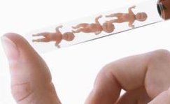 试管婴儿移植后可以侧身睡吗？试管移植后可以泡脚吗？